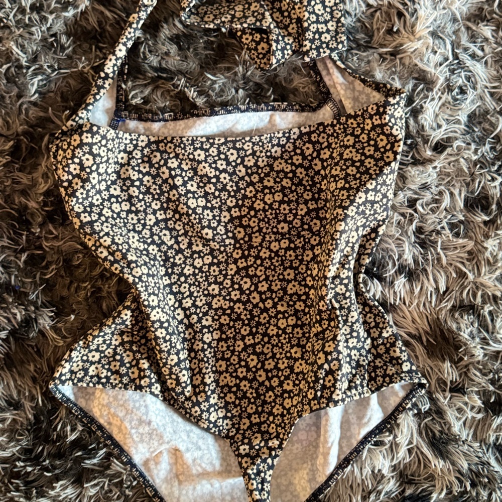 Free People Women’s Floral Halter Top Body Suit Size M​ - Picture 3 of 6